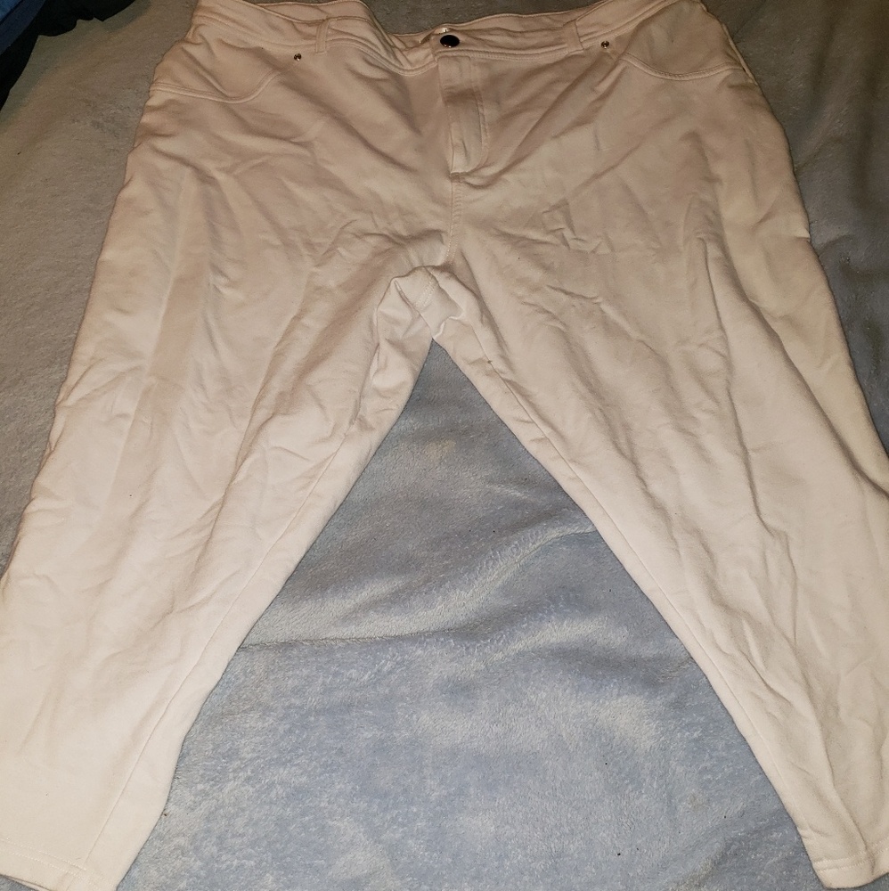 Just Be size 3X 22/24 capris